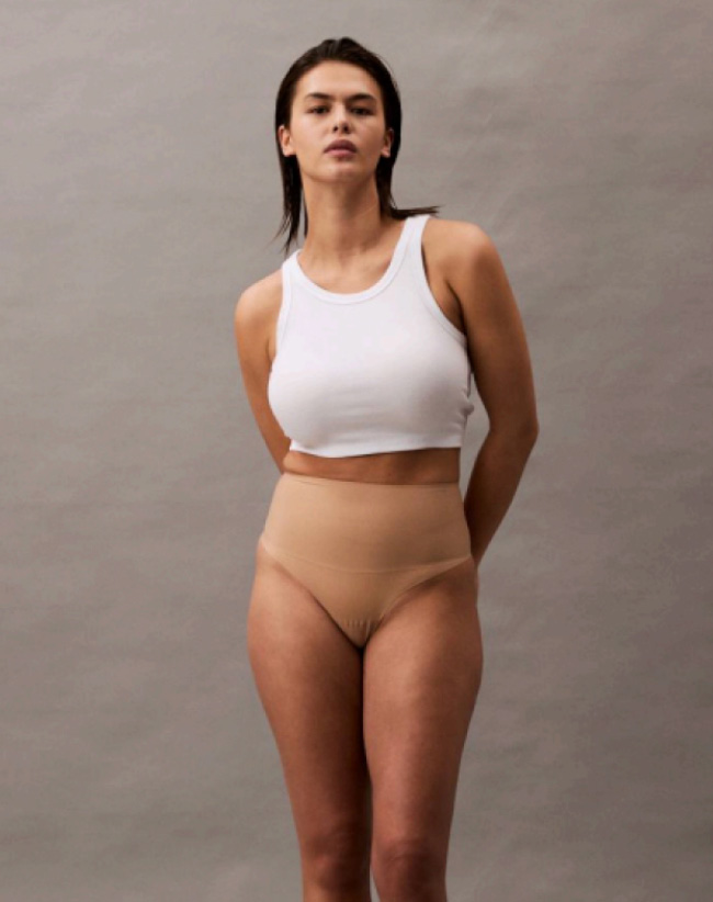 Calvin Klein Second Skin Smoothing 